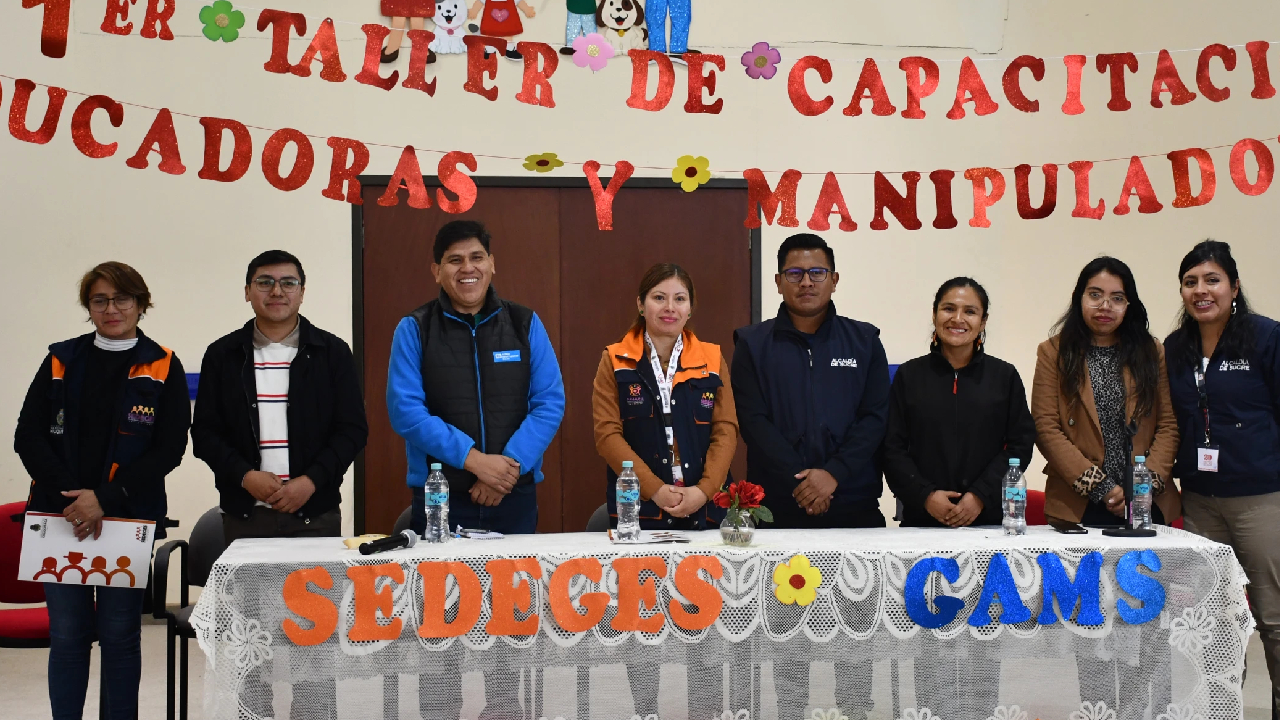 Gerente de Programa en el acto inaugural