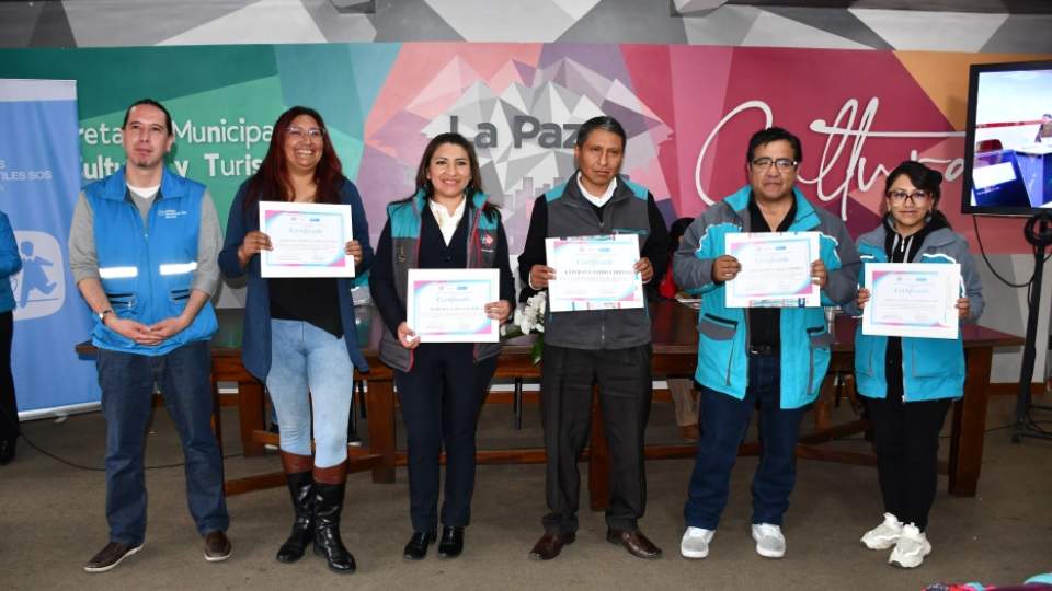 Técnicos en capacitación - foto 1