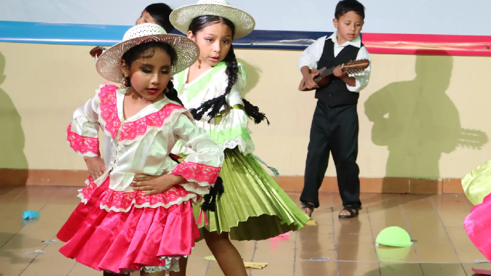 Ballet Infantil Folklórico Municipal Sucre