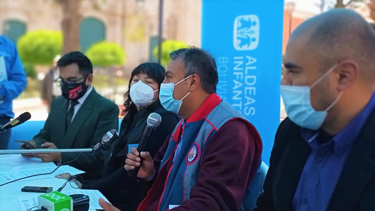 Alianza por la niñez lanza concurso de periodismo 